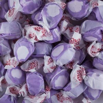 Taffy Town Salt Water Taffy Huckleberry (2.5lb)